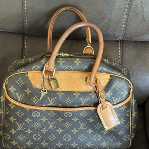 Louis Vuitton Deauville